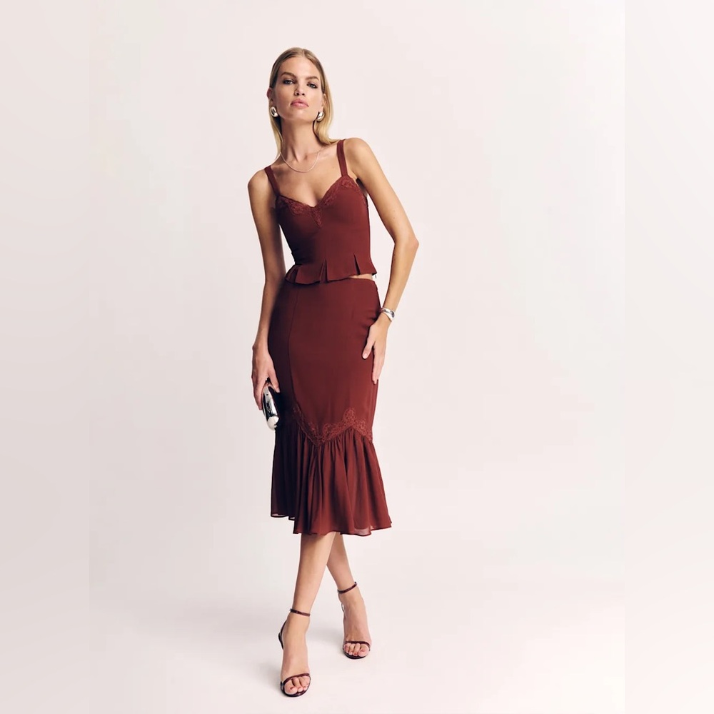 Reformation Sarita Two Piece - Chianti - Picture 2 of 16